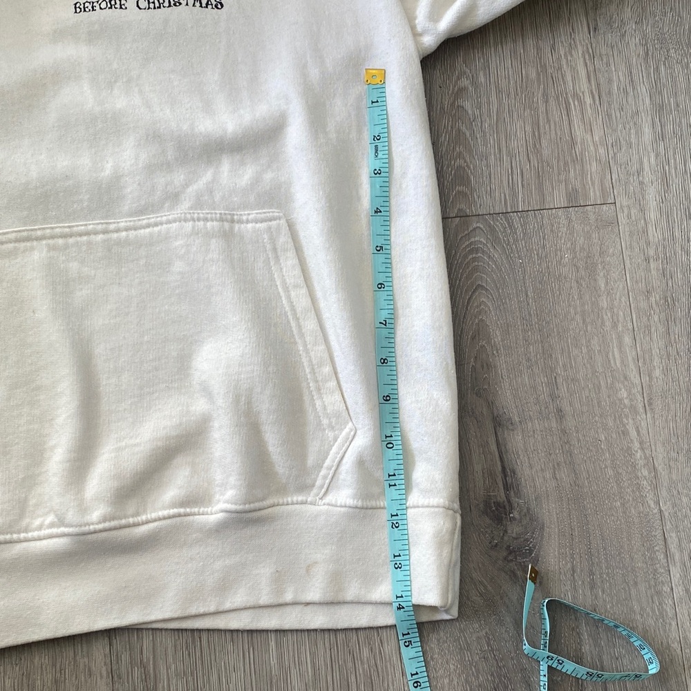 Disney Men’s or Women’s White The Nightmare Before Christmas Crewneck Hoodie XL - Picture 4 of 6